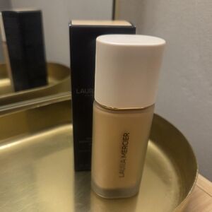 Laura Mercier #2C1 ECRU Real Flawless Weightless Perfecting Foundation